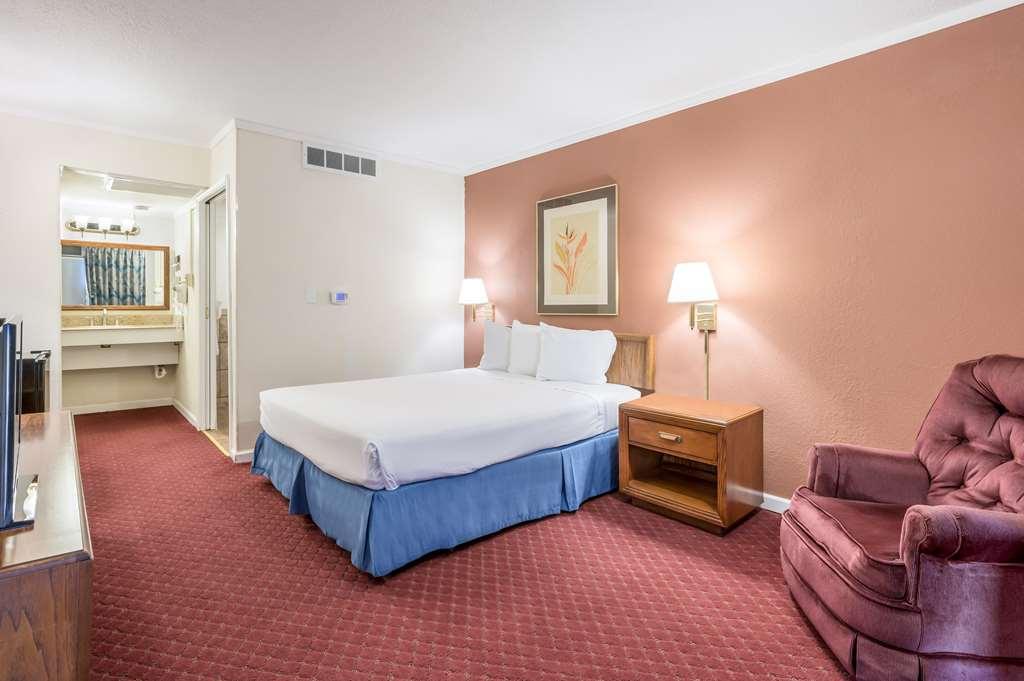 Americas Best Value Inn St. Joseph At I-29 Δωμάτιο φωτογραφία