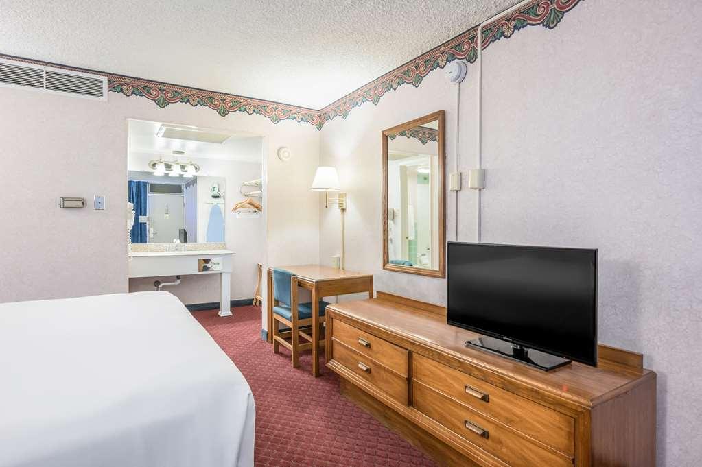 Americas Best Value Inn St. Joseph At I-29 Δωμάτιο φωτογραφία