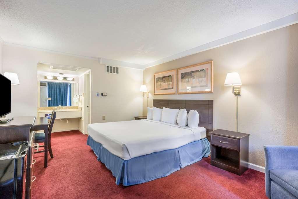 Americas Best Value Inn St. Joseph At I-29 Δωμάτιο φωτογραφία