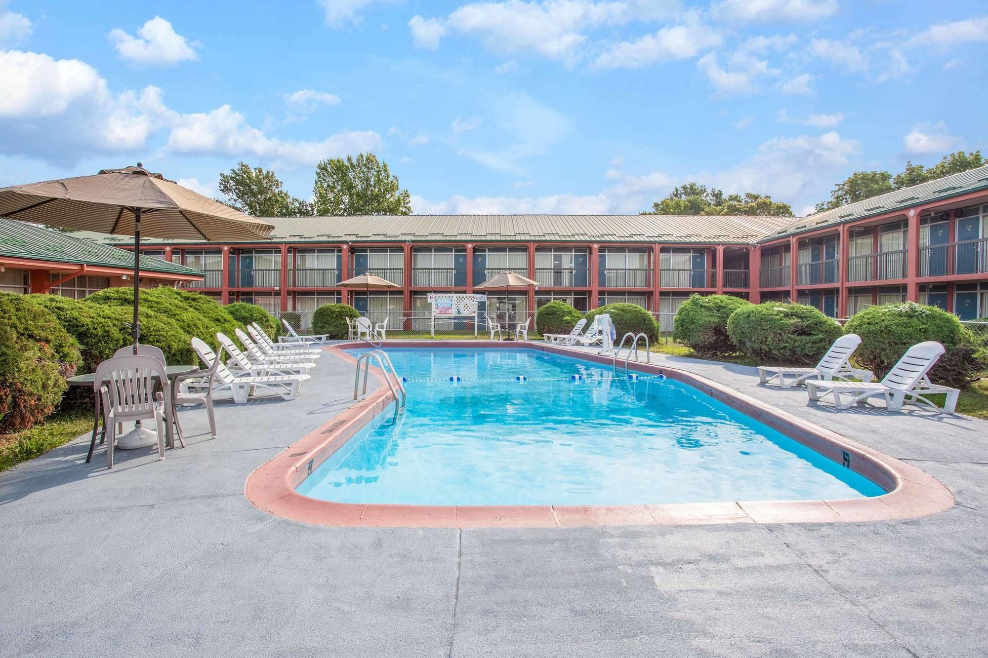 Americas Best Value Inn St. Joseph At I-29 Εξωτερικό φωτογραφία