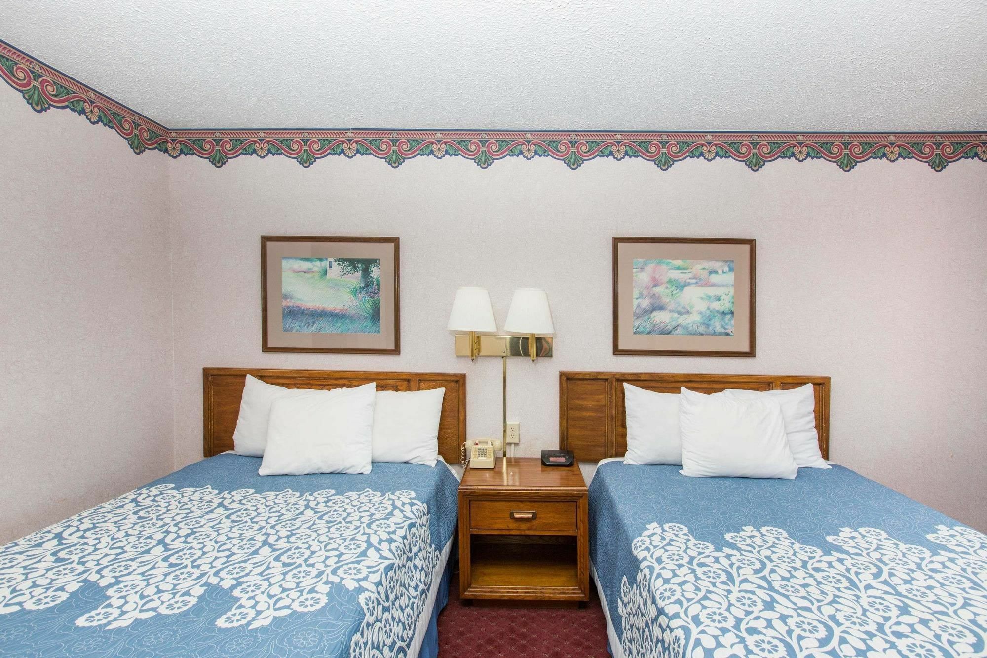 Americas Best Value Inn St. Joseph At I-29 Εξωτερικό φωτογραφία
